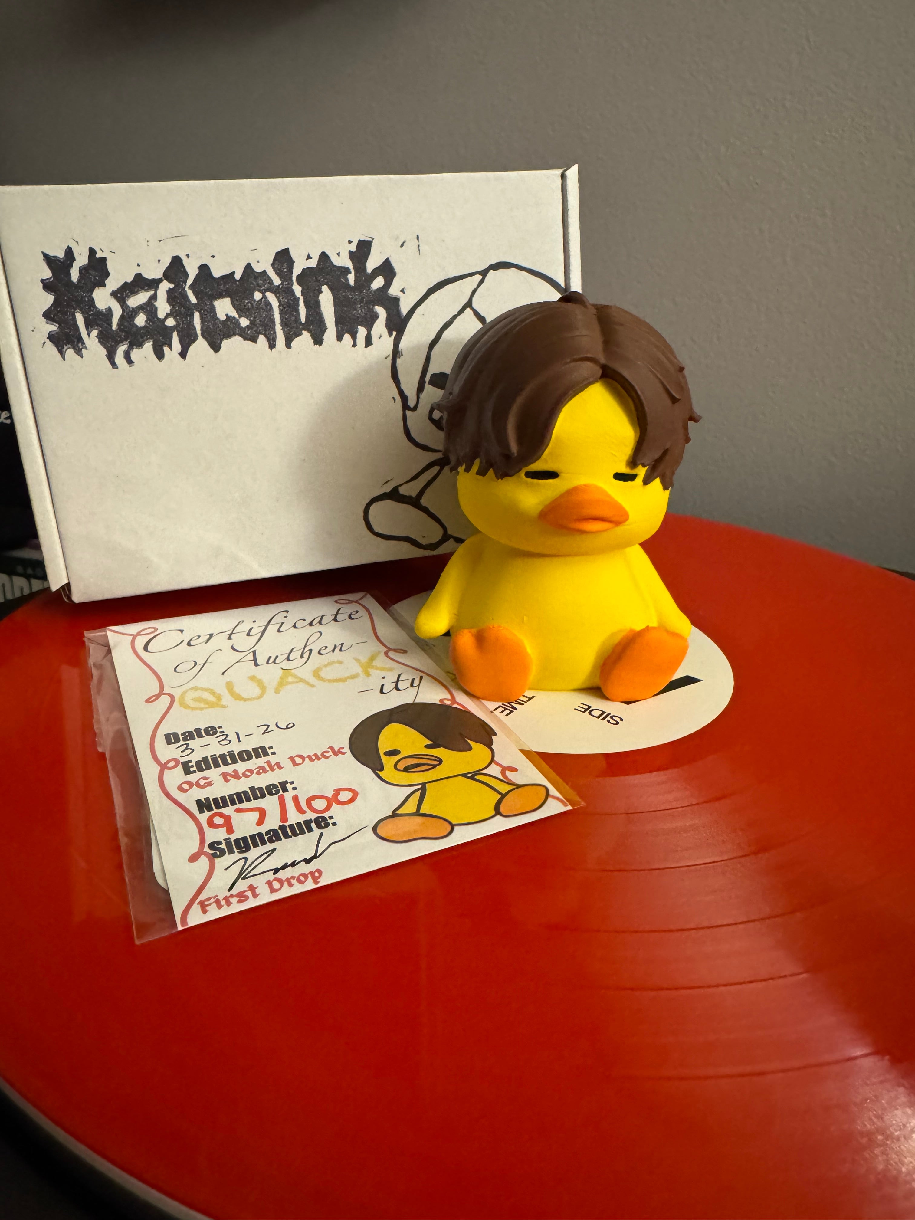 Numbered Duck vinyl record topper