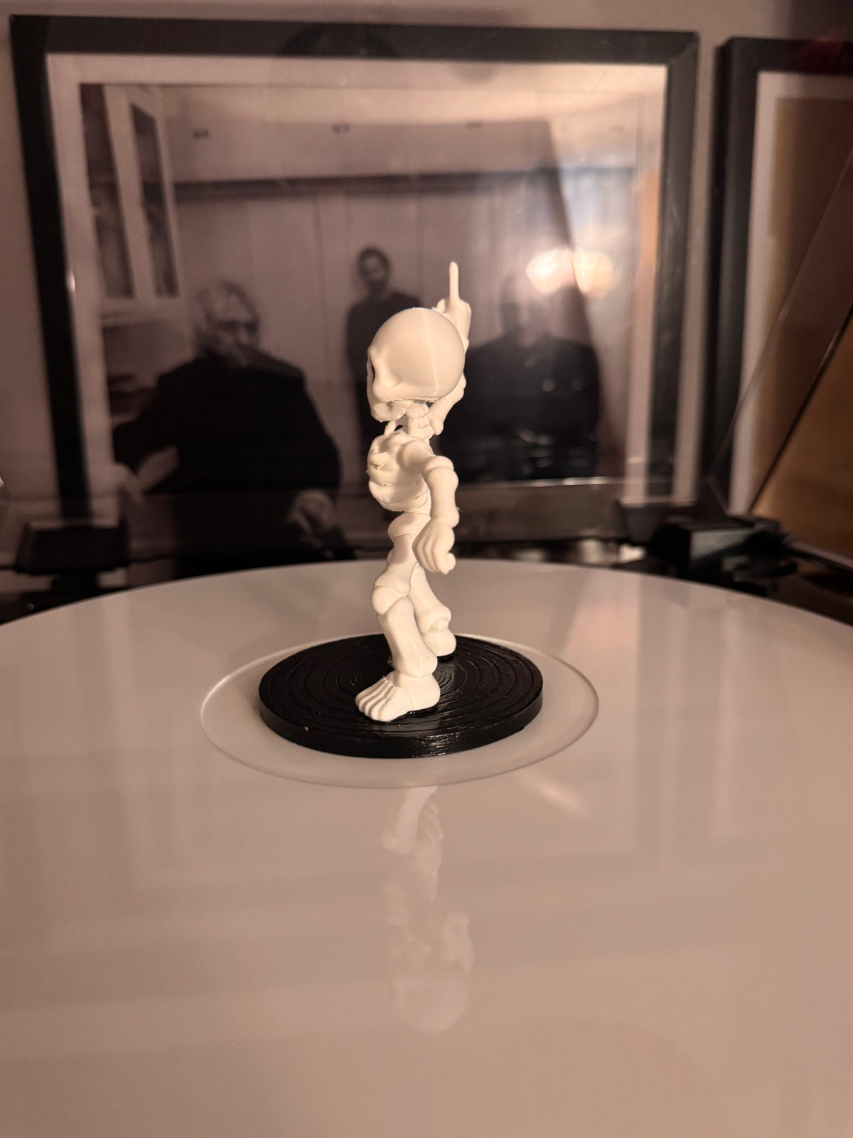 Dancing Skelly topper
