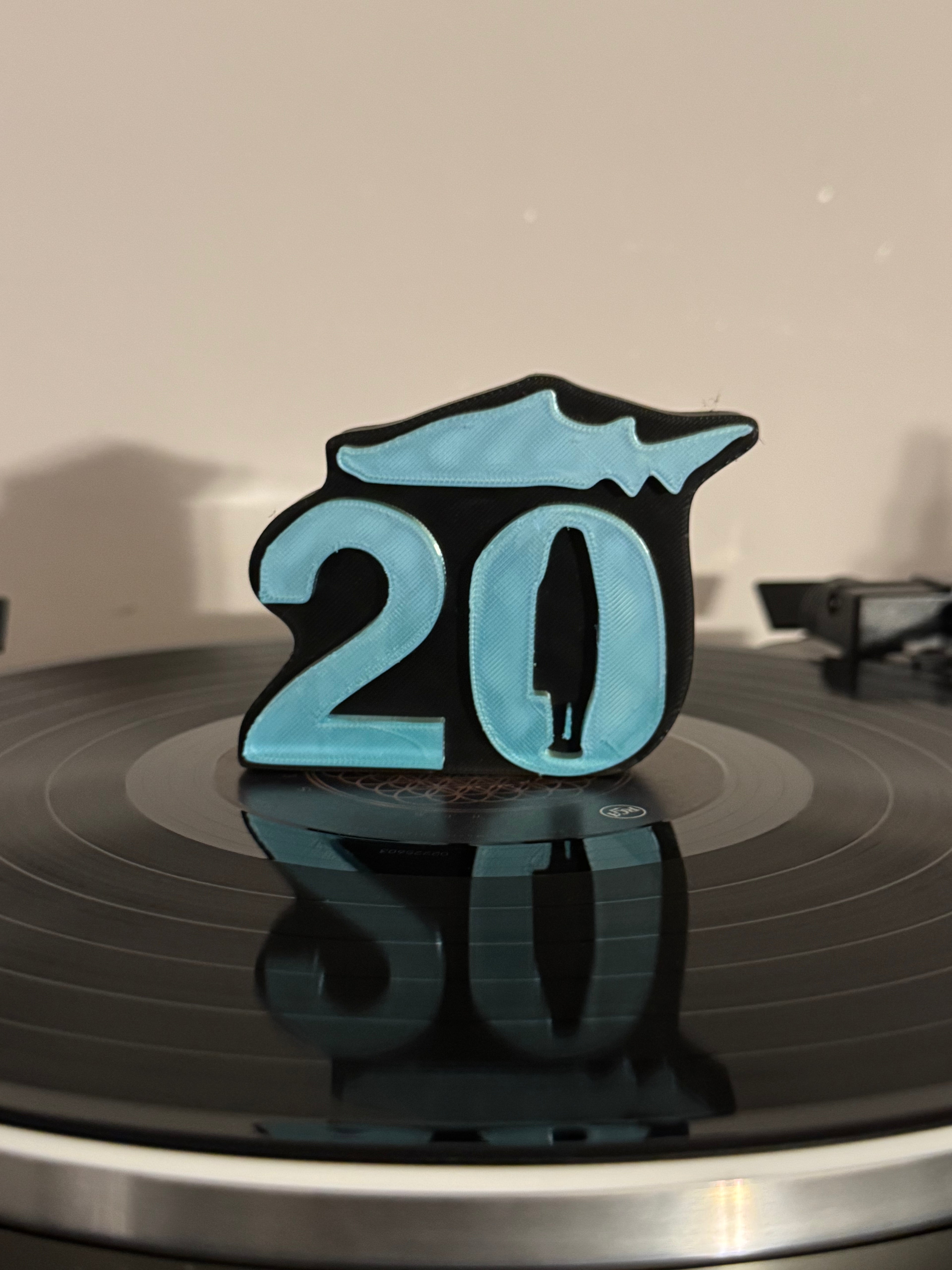 Shark 20 Record Topper